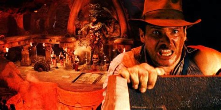 5 Reasons Temple of Doom Is The Best Indiana Jones Film (& 5 Why It’s