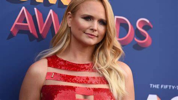 ACM Awards Miranda Lambert walks red carpet with new husband Brendan