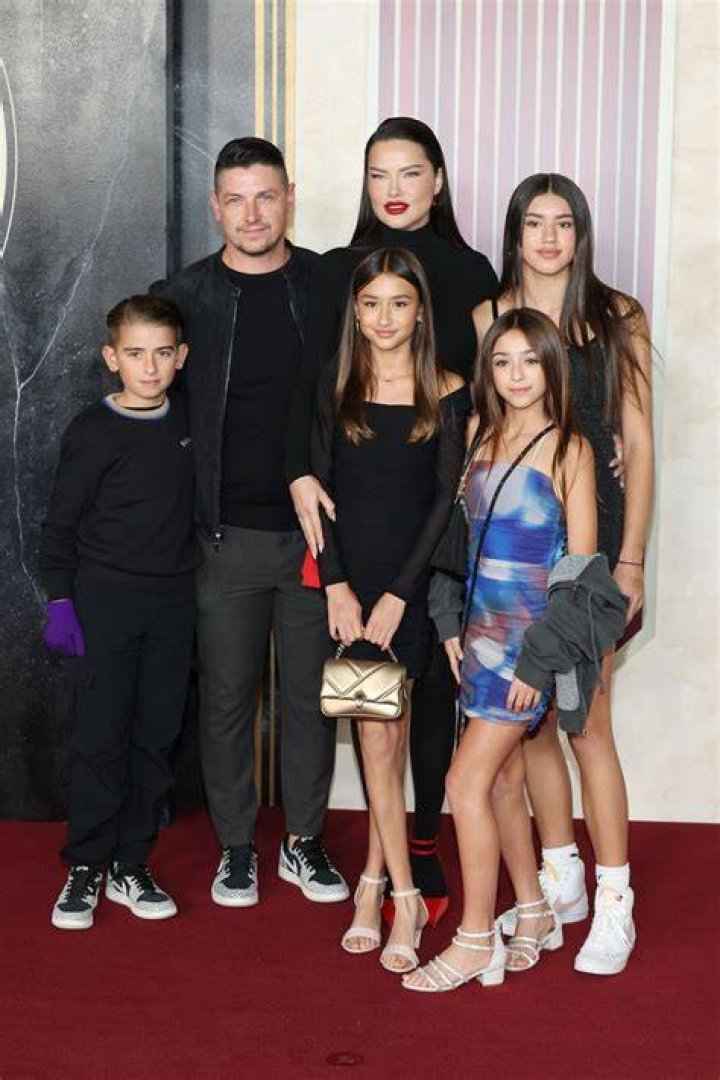 Adriana Lima Adriana Lima Children, Adriana Lima Daughters, Adriana