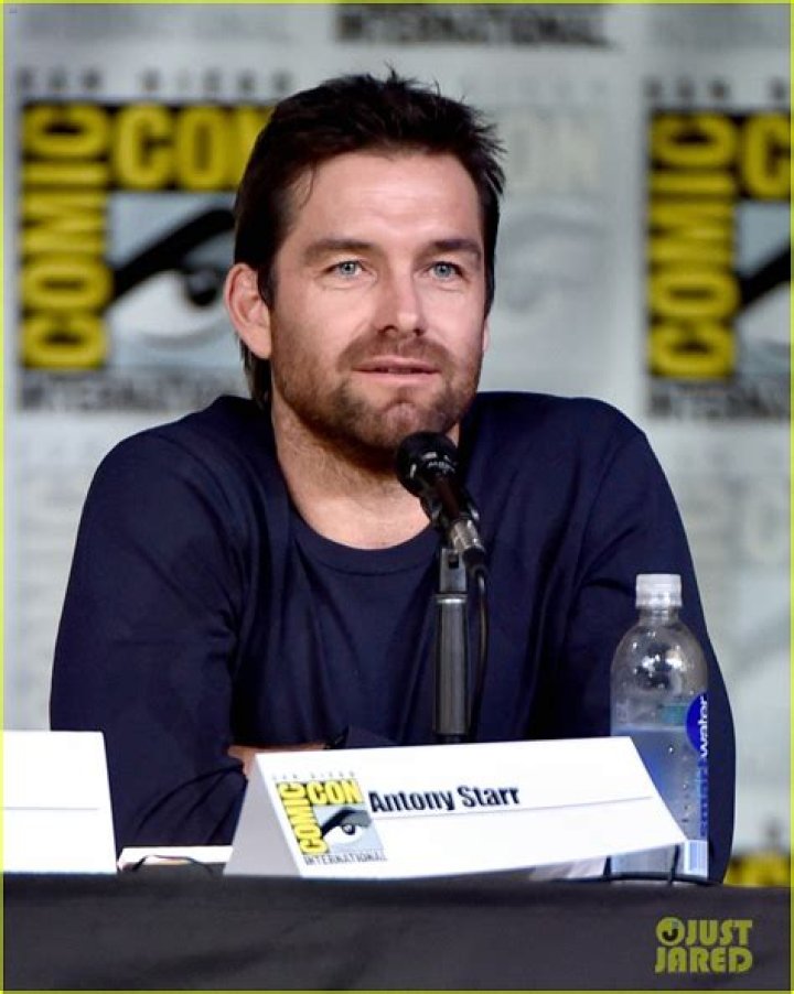 Antony Starr fined, given suspended prison sentence over assault in
