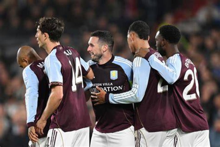 Aston Villa Pundit drops 'elite' Ollie Watkins claim after transfer latest
