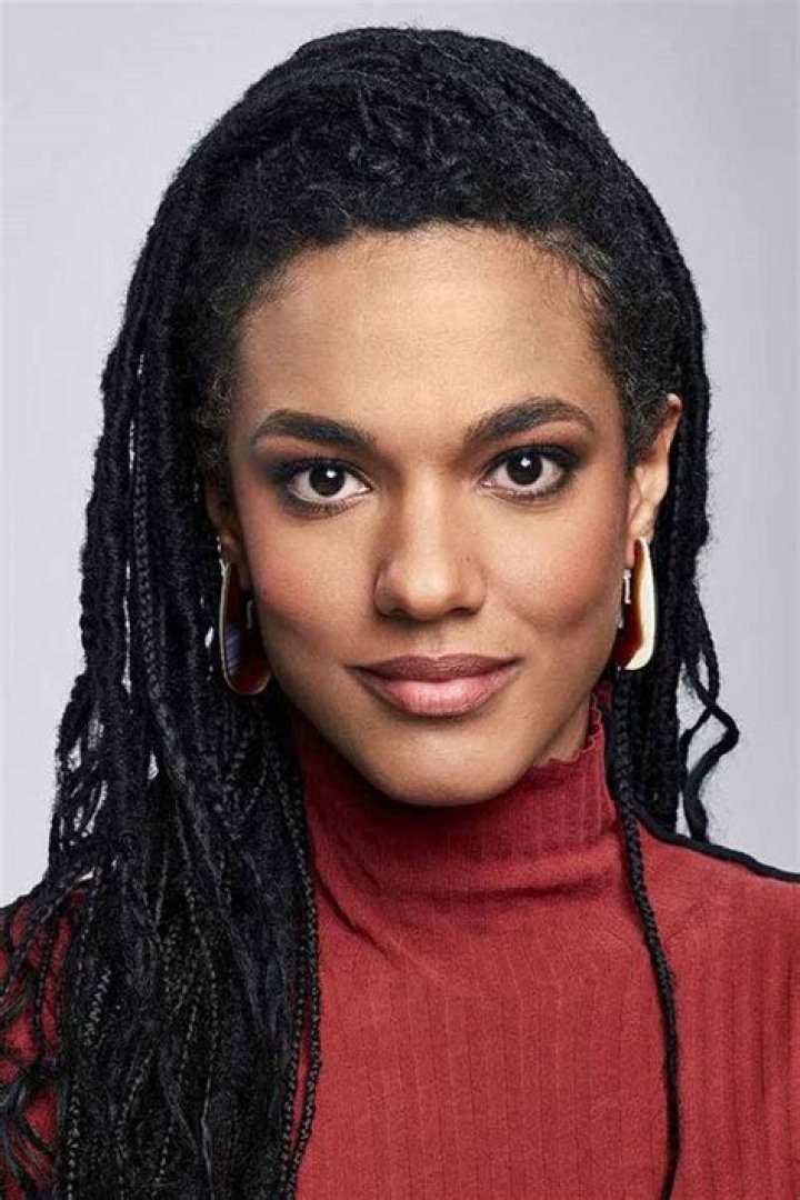 Babe battle Freema Agyeman vs Simone Missick (Which woman is finer