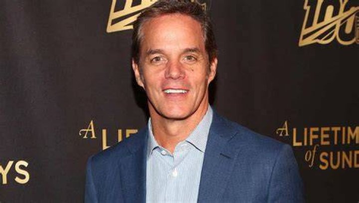 Bill Hemmer Wiki, Age, Height, Spouse, Family, Net Worth, Bio. 2022