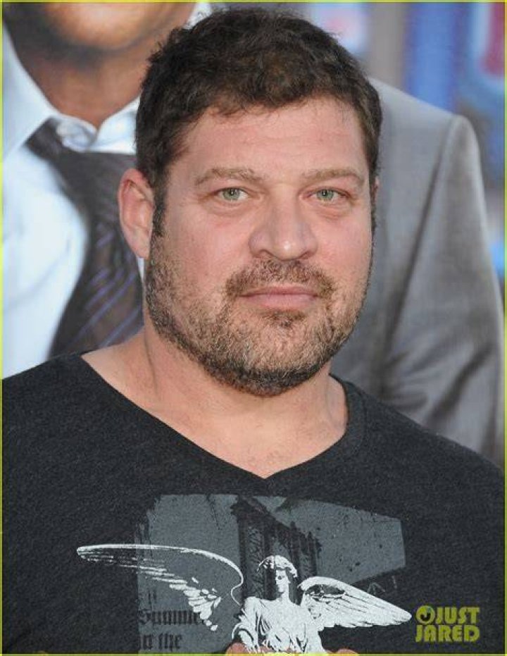 Brad William Henke Affair, Height, Net Worth, Age, Career, and More