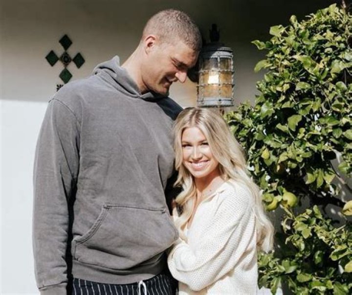 Brook Lopez Wife Is He Married To Hailee Nicole?