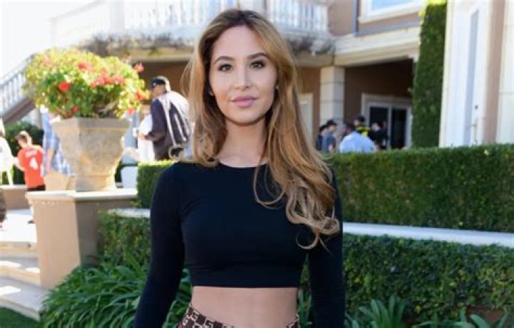 Catherine Paiz Net Worth, Age, Family, Boyfriend & More