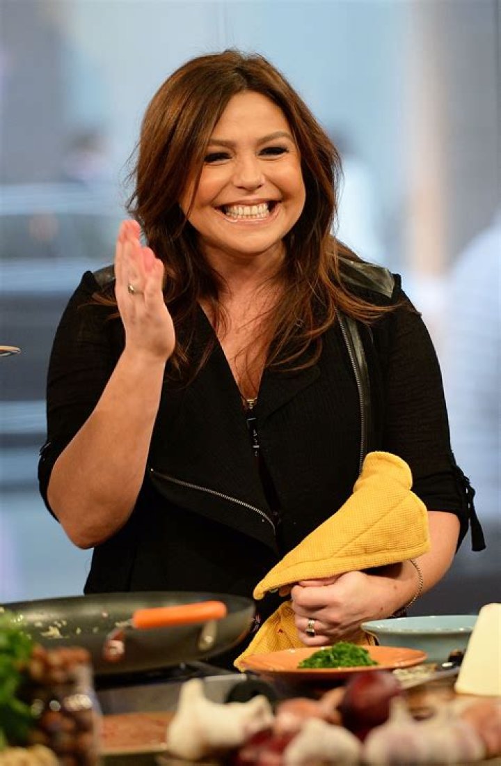 Celebrity Chef Rachael Ray’s Home Burns Down In Malibu SawyerLosangeles