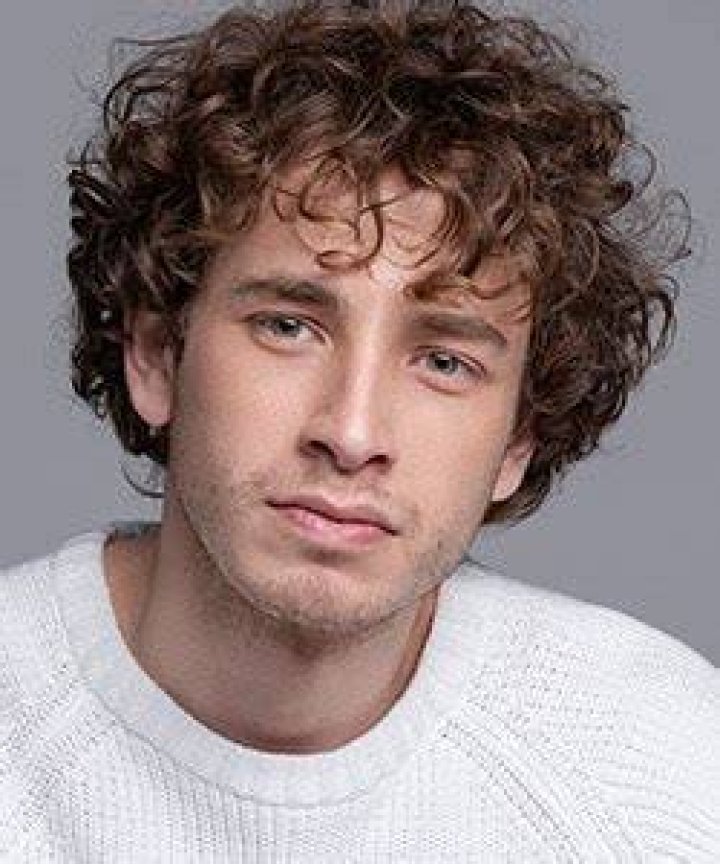 Cem Yigit Uzumoglu Tv Series, Biography Turkish Drama in 2021