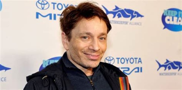 Chris Kattan Shoe Size and Body Measurements Celebrity Shoe Sizes