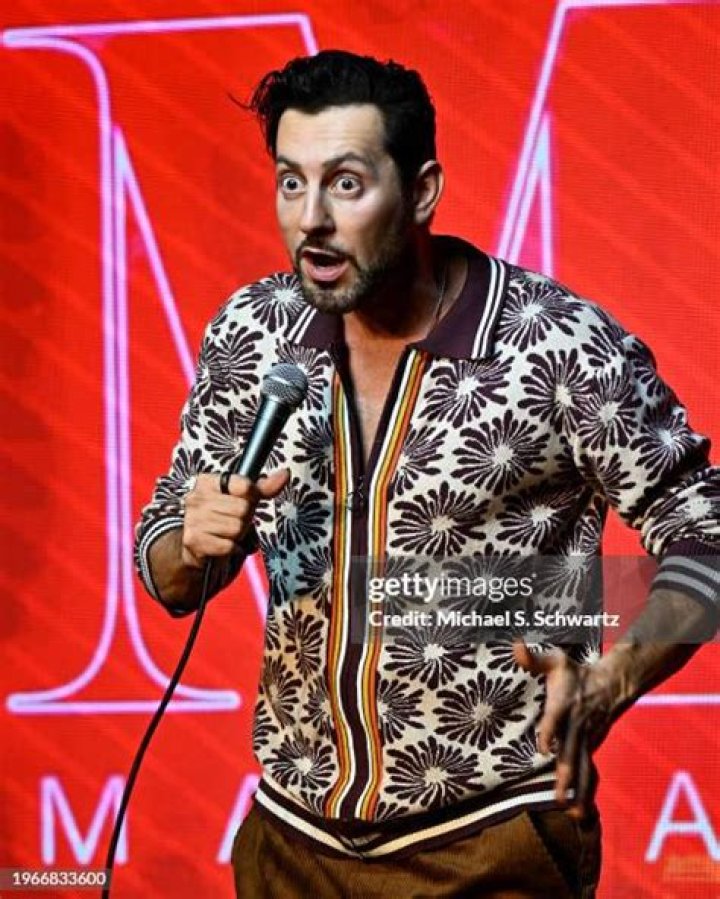 Comedian Max Amini In the Green Room Z&oacute;calo Public Square