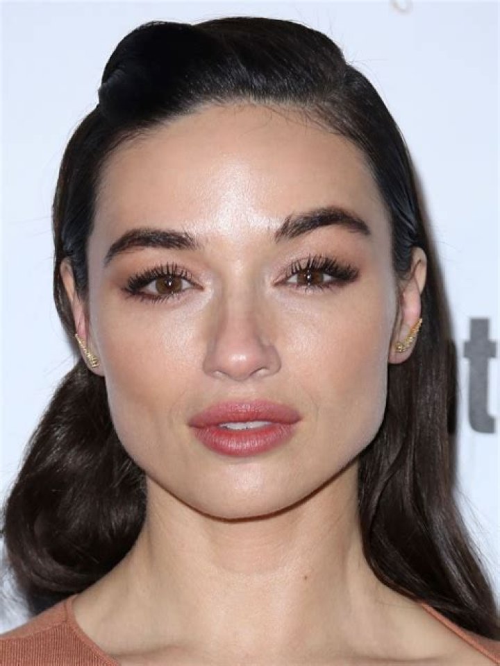 Crystal Reed Picture 2 2011 MTV Movie Awards Arrivals