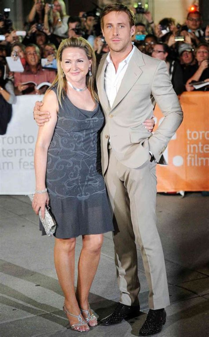 Donna Gosling Everything About Ryan Gosling's Mother Dicy Trends