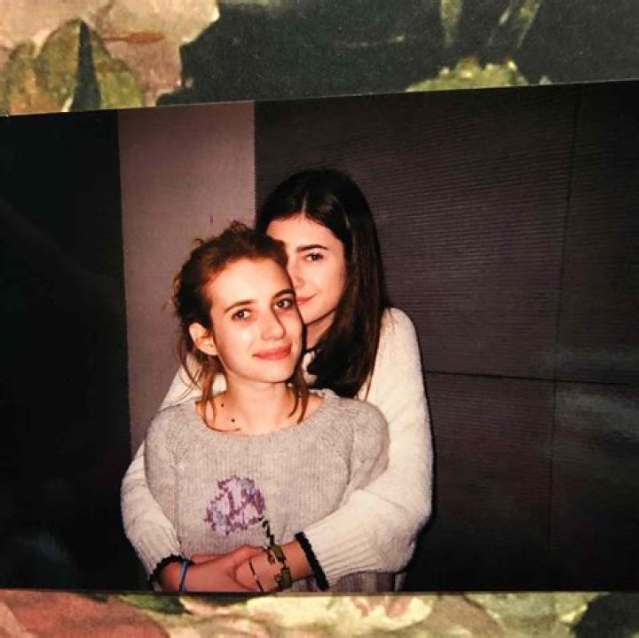 Emma Roberts and Grace Nickels Emma roberts, Emma, Julia roberts niece