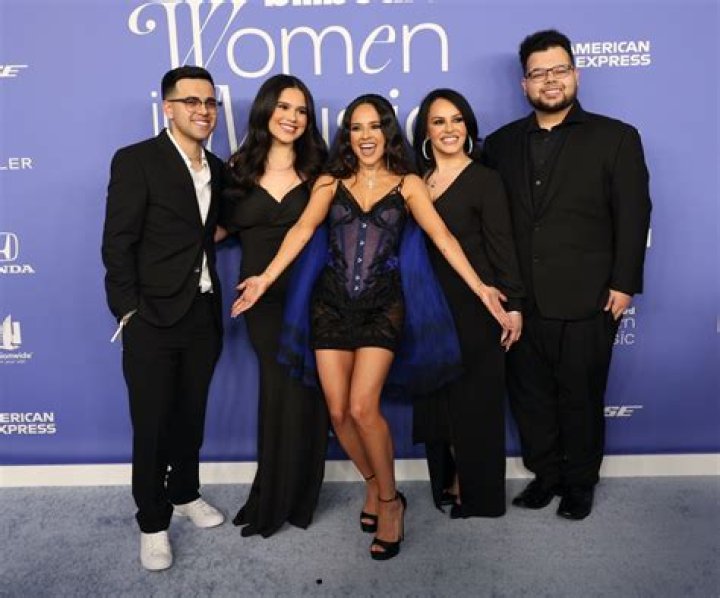 Family of Singer Becky G Boyfriend, Siblings, Parents BHW