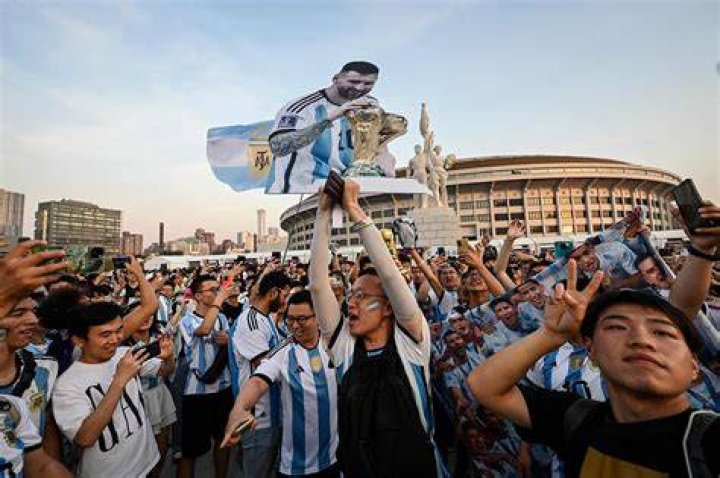 Fans convinced Lionel Messi 'transferred some of his powers to Lamine