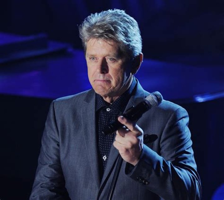 Frustrated Peter Cetera Backs Out Of Rock Hall&rsquo;s Chicago Reunion