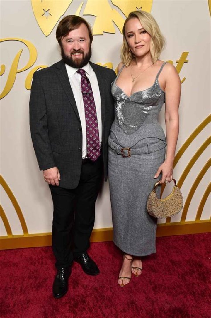 Haley Joel and Emily Osment Celebrity siblings, Child actors, Celebs