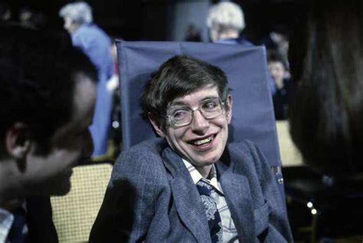 Hawking v Hunt What happened? Stephen hawking, Professor stephen