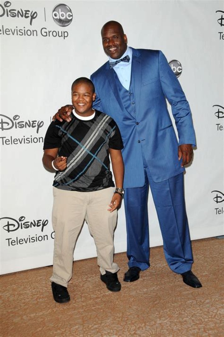 How Tall is Shaq? What is his Shoe Size? FirstSportz