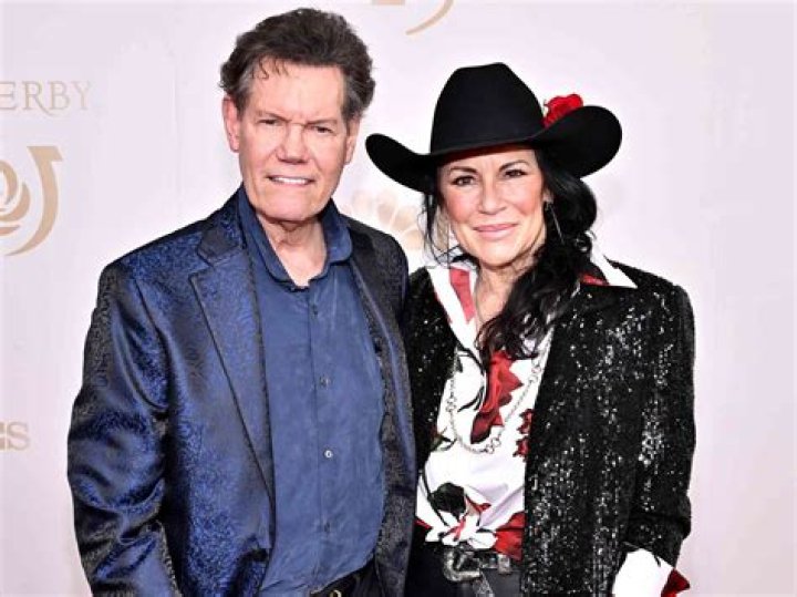 Is Randy Travis still married to his first wife? Celebrity.fm 1
