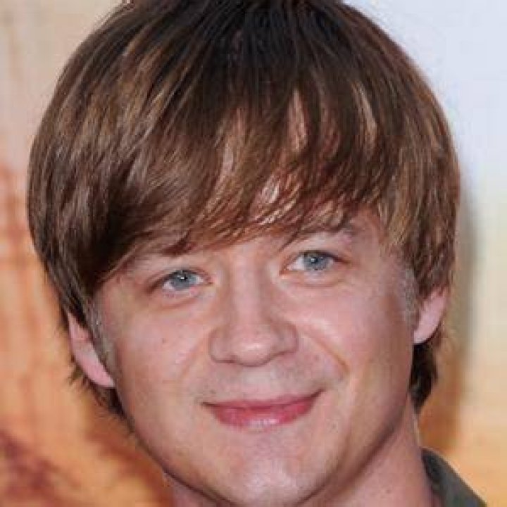 Jason Earles Bio, Facts, Family Life of Actor
