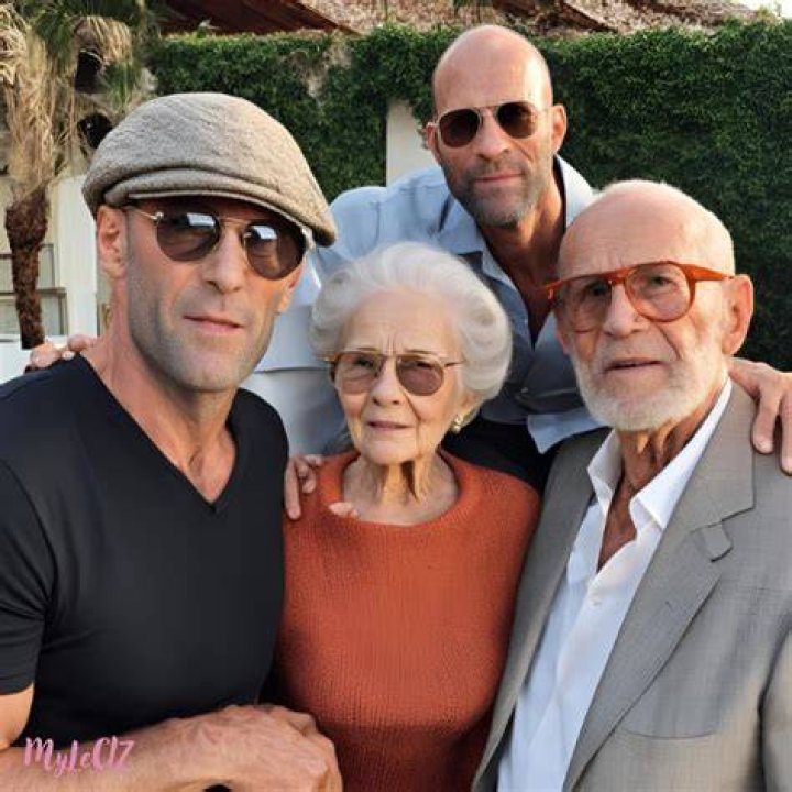 Jason Statham family siblings, parents, children, wife