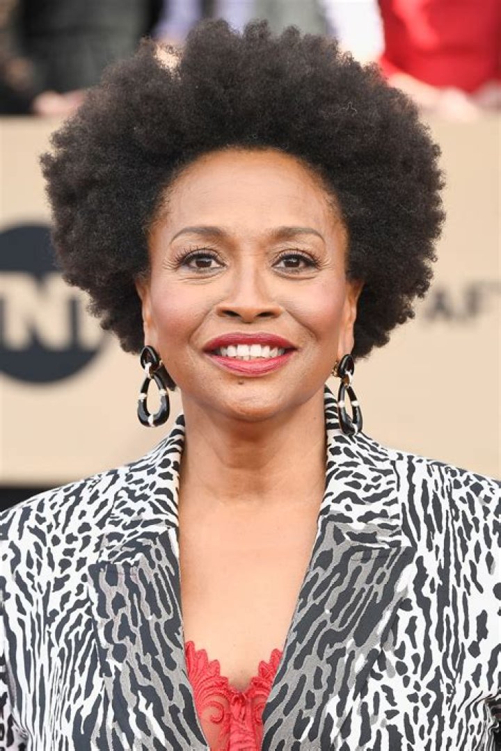 Jenifer Lewis Is Back on Her Grind With a New Book and ‘I Love That for