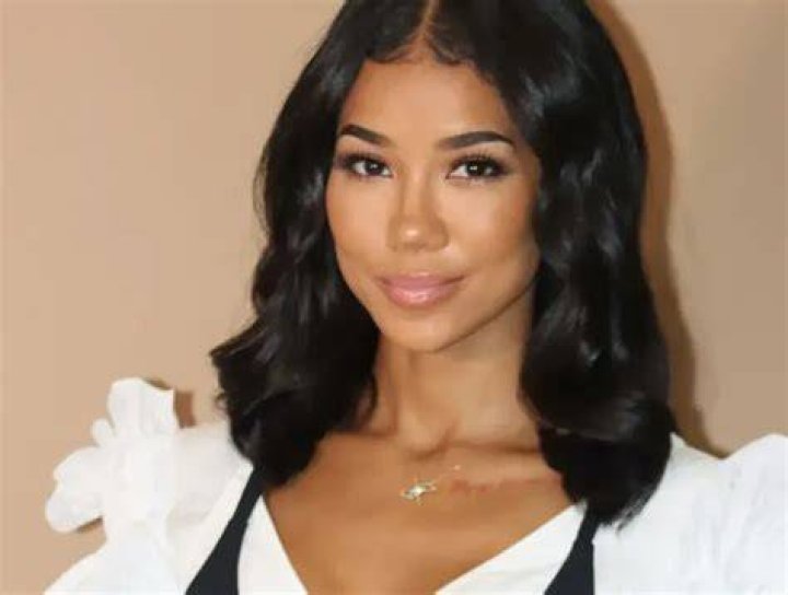 Jhene Aiko Height, Age, Bio, Weight, Body Measurements, Net Worth