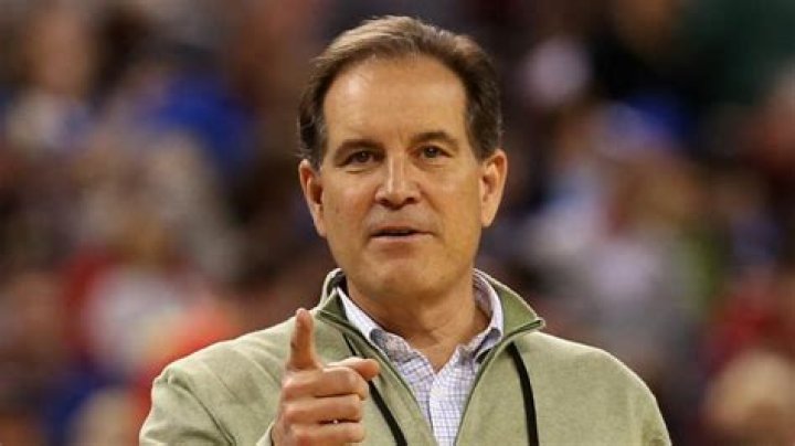 Jim Nantz Last NCAA Tournament game caps emotional day for CBS voice