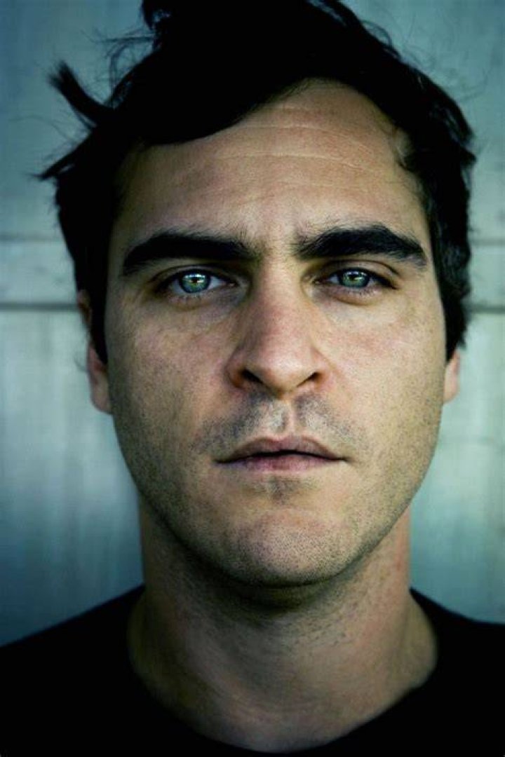 Joaquin Phoenix 5 cose che non sai sulla star di Vizio di Forma Bigodino