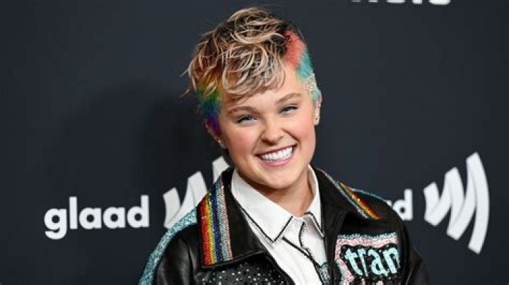 Jojo Siwa Reveals That She’s Pregnant?! 🤰 in 2022 Pregnant, I'm