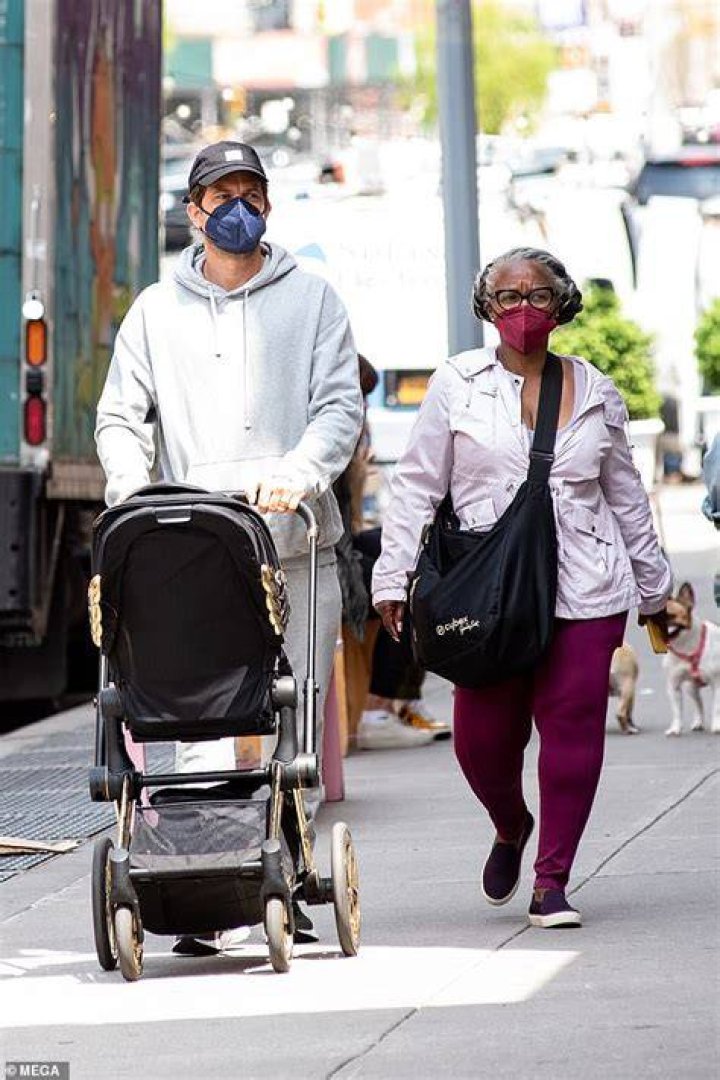 Joshua Jackson takes stroll with Allegiance's Margarita Levieva in NYC