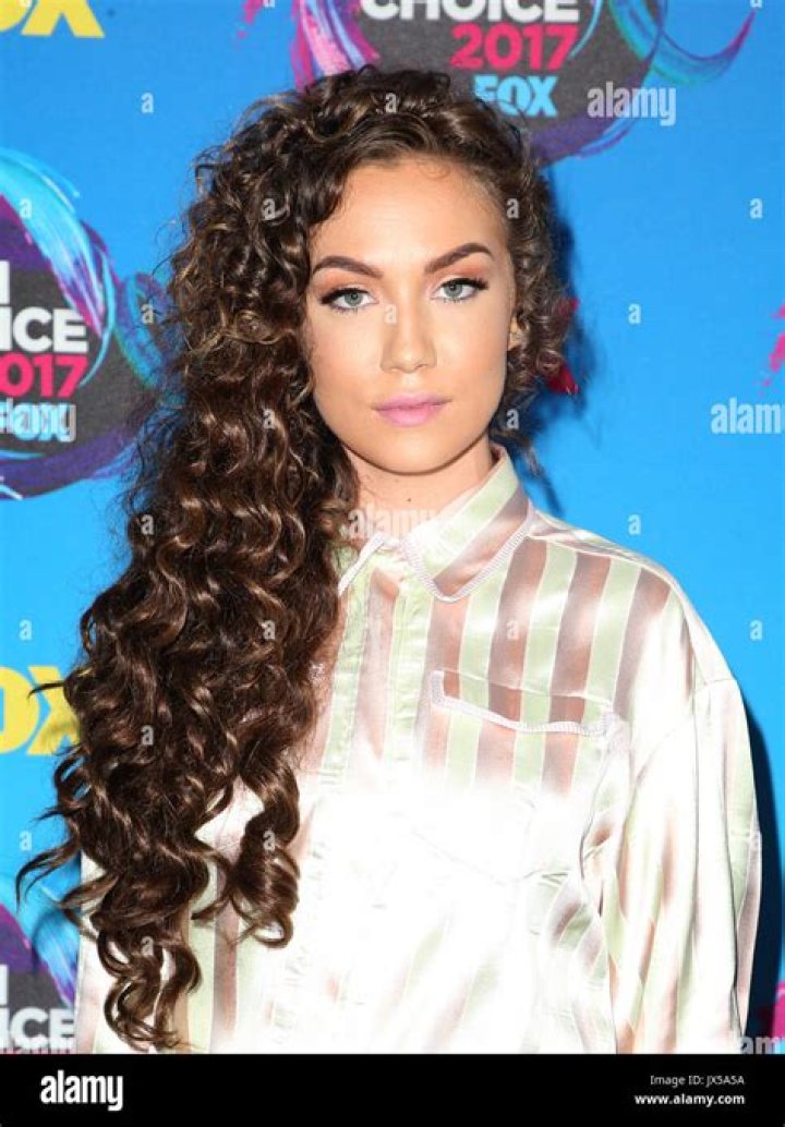 Jude Demorest FOX’s Teen Choice Awards 2019 • CelebMafia
