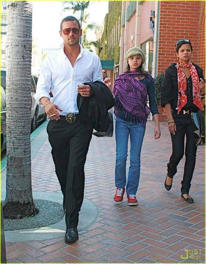 Justin Chambers Rocks Rodeo Drive Photo 2321741 Isabella Chambers
