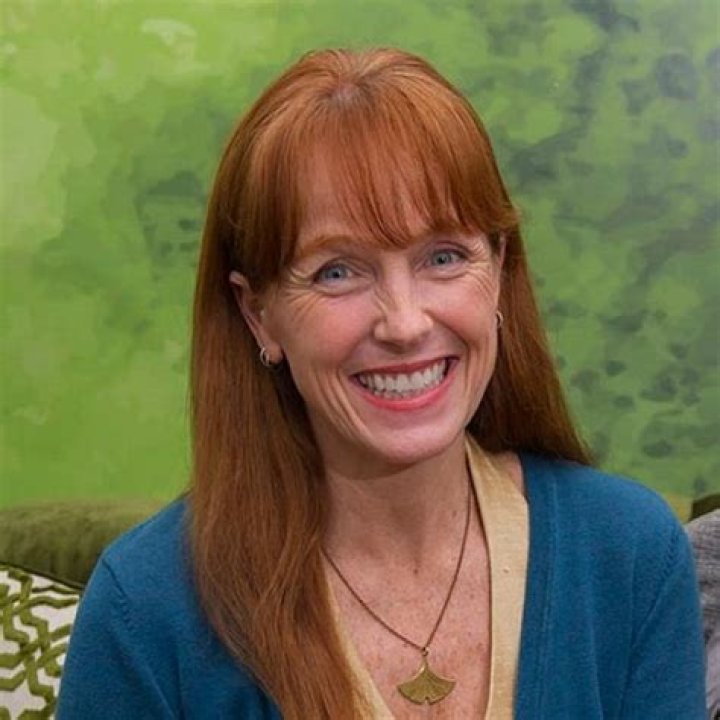 Karen Laine Bio, Wiki, Age, Height, Husband Net Worth, Weight Loss and