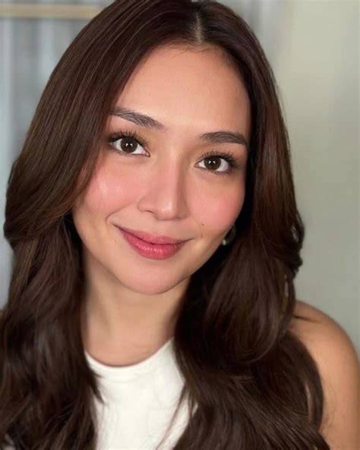 Kathryn Bernardo 🐘 on Instagram “Few more hours before we leave this