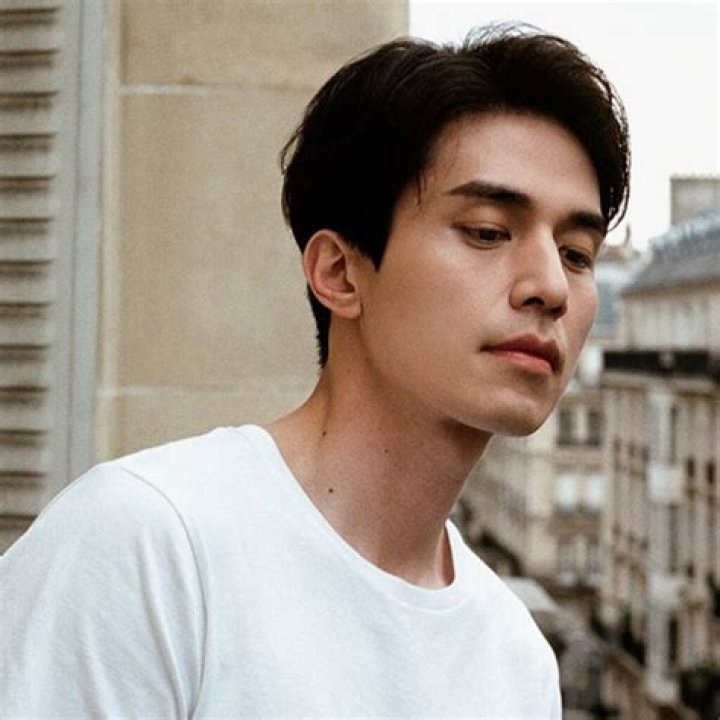 Lee Dong Wook Workout 2021 How Does the &lsquo;Goblin&rsquo; Star Maintain His