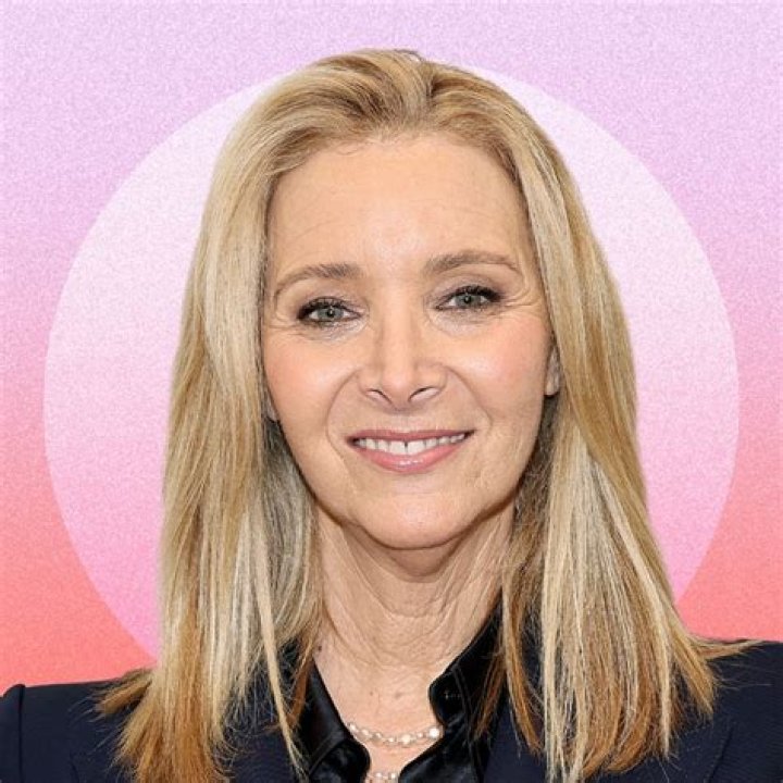 Lisa Kudrow on how her son reacted to watching Friends…