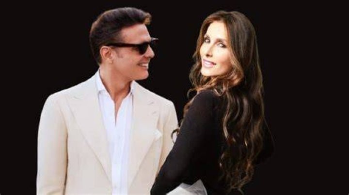 Luis Miguel se deja ver en una boda... y fans afirman que se ve