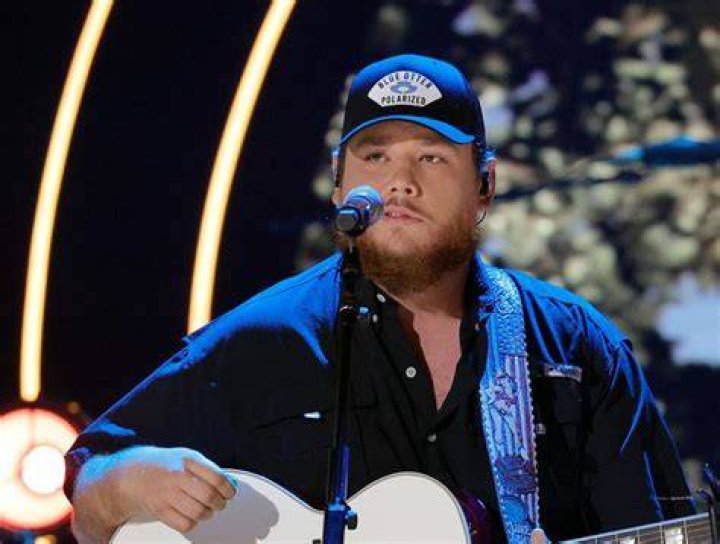 Luke Combs Halts Hometown Concert To Aid Man