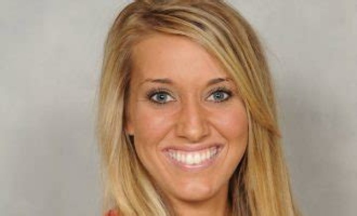 Lunden Roberts Net Worth, Salary, Age, Height, Bio, Career