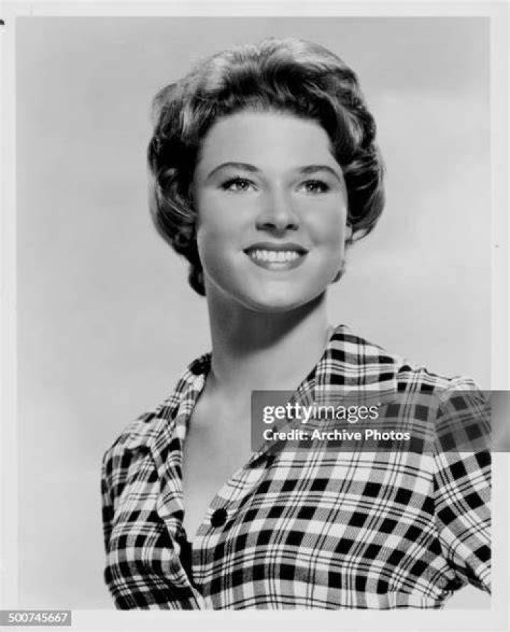 Mariette Hartley's Former Husband: A Comprehensive Exploration