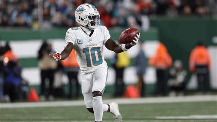 Miami Dolphins Star Tyreek Hill Is Married