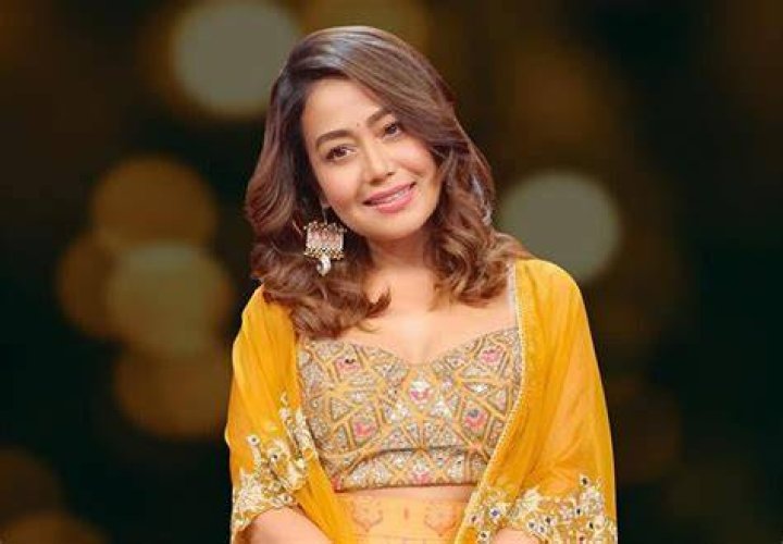 Neha Kakkar Biography, Age, Height, Affairs, Songs & More