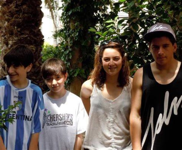 Noah Kahan Siblings' Ages: Exploring The Family Tree