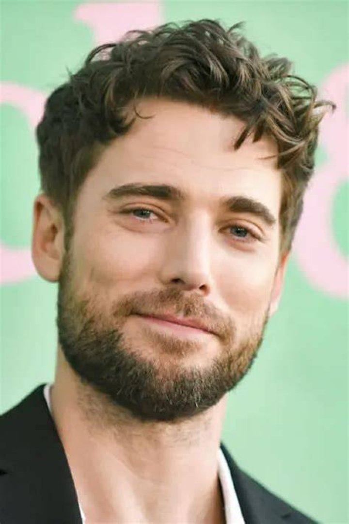 ORT Shows Dustin Milligan on journey from Schitt&rsquo;s Creek to The