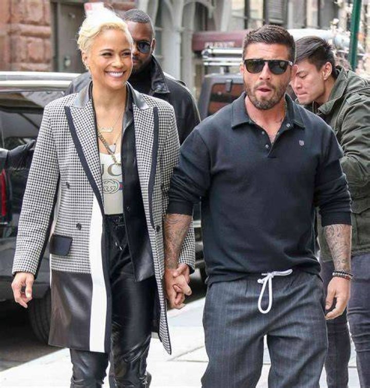 Paula Patton steps out for first time with new boyfriend... as it