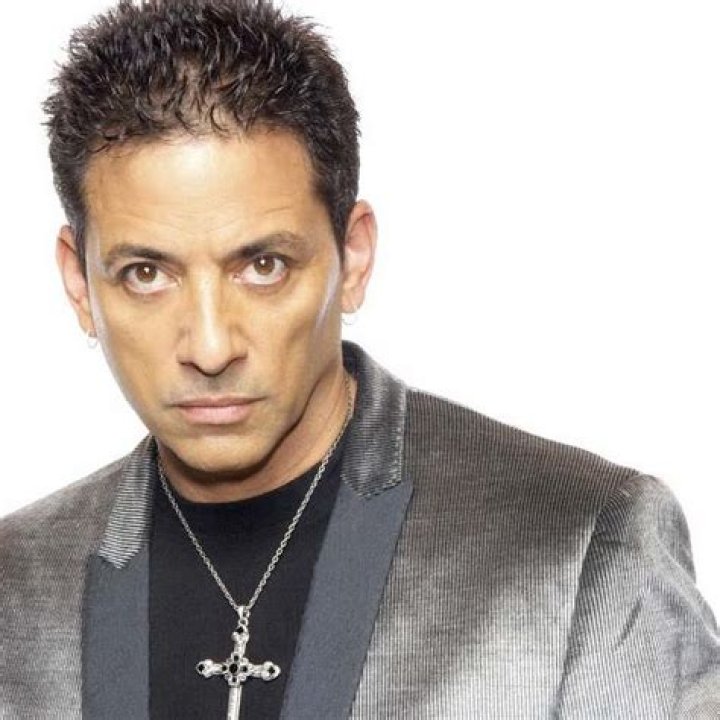 Peter Michael Escovedo Biography Facts, Childhood, Family Life