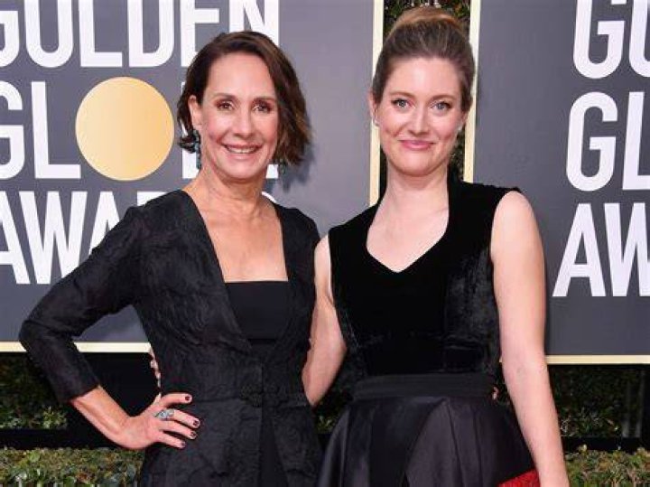 Photo Zoe Perry and Laurie Metcalf attend the Creative Arts Emmy