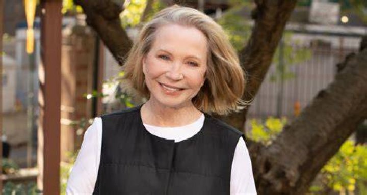 Picture of Debra Jo Rupp